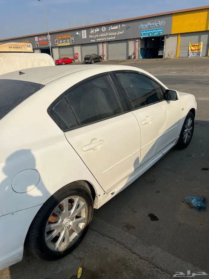 للبيع مازدا 3 الاستماره مجدد و مفحوصه 1