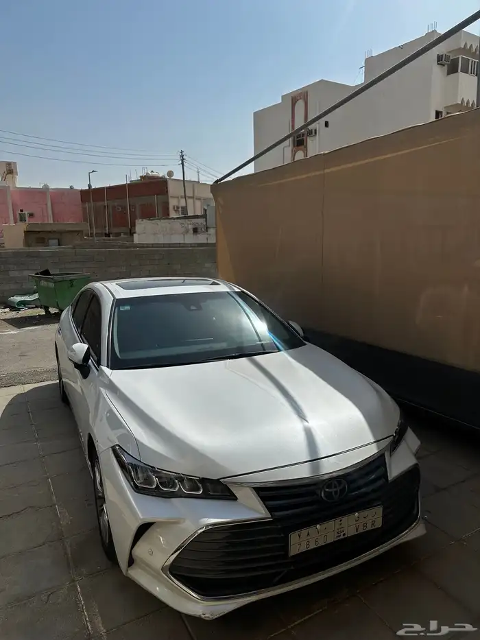 تويوتا أفالون 2022 10