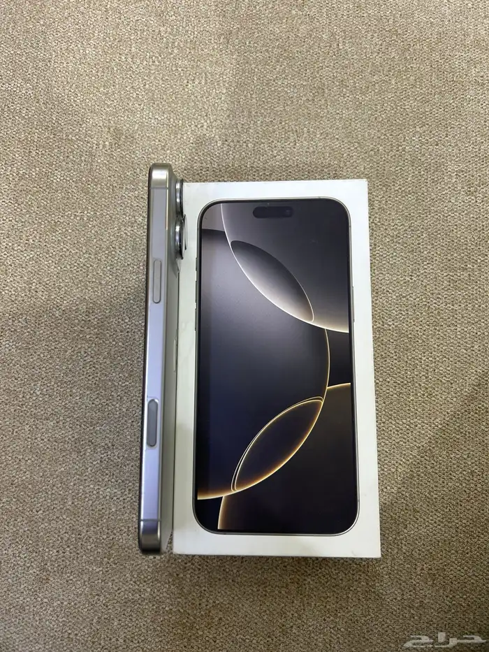 آيفون 16 برو ماكس 256 قيقا جديد ما كمل شهر معايه نضيف جدا 1