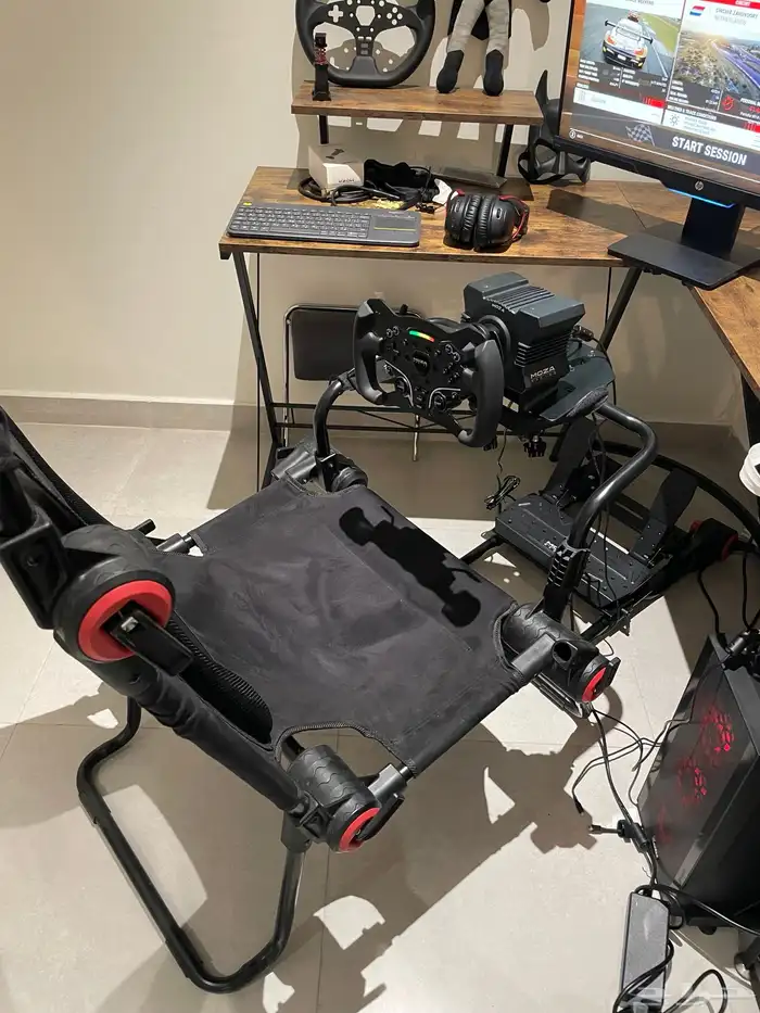 محاكي سباقات موزا ار 5 (دركسون) Sim racing Moza r5 3