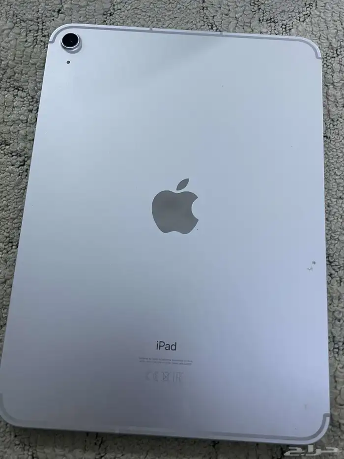 ايباد الجيل العاشر الايباد لايشكي من شي و جديد ومابه اي خدش 0