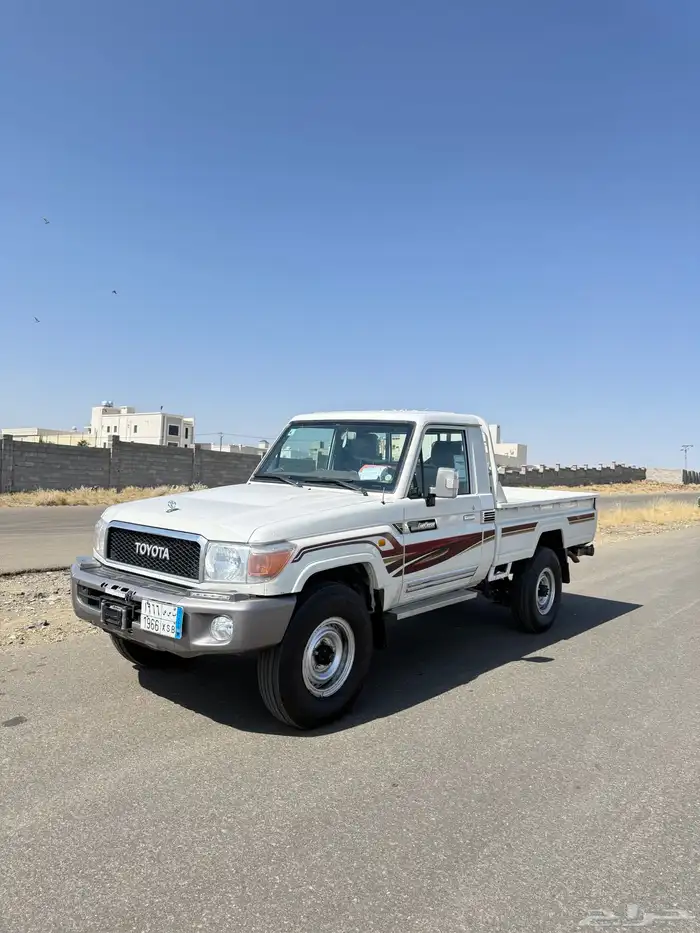 شاص للبيع ابيض 0