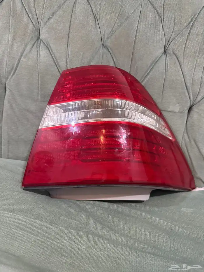 للبيع اسطبات طقم اصلي لكزس 430 مديل 2004-2006 8