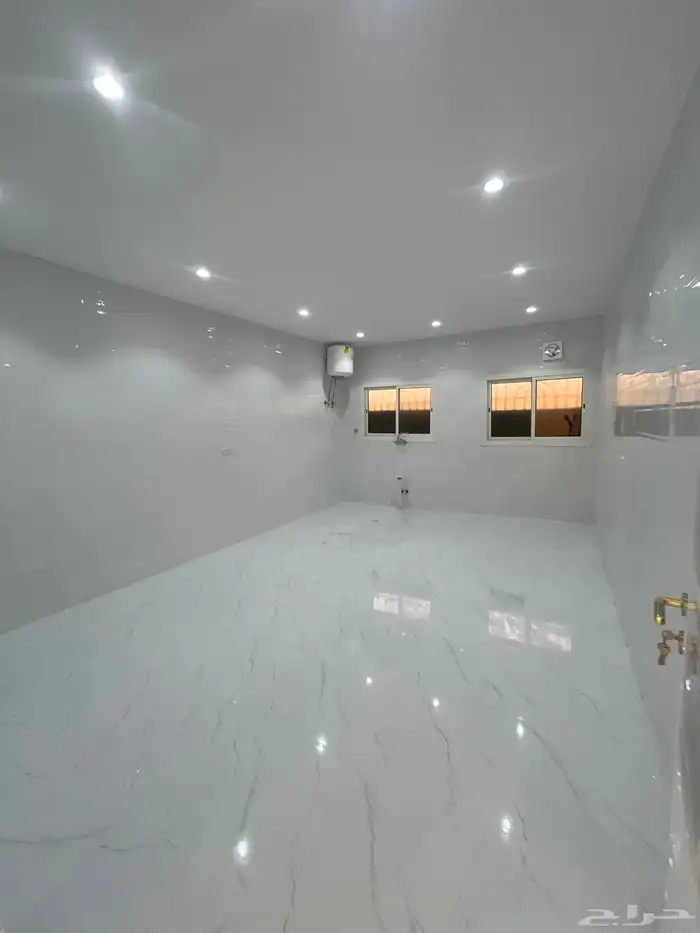 للبيع شقه الريان 450 9