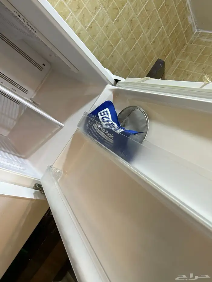 ثلاجه للبيع 3