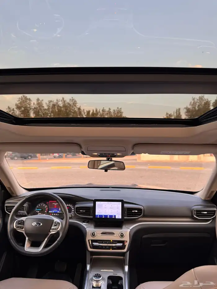 اكسبلورر 2022 فل XLT دبل جلد بانوراما عداد قليل 39