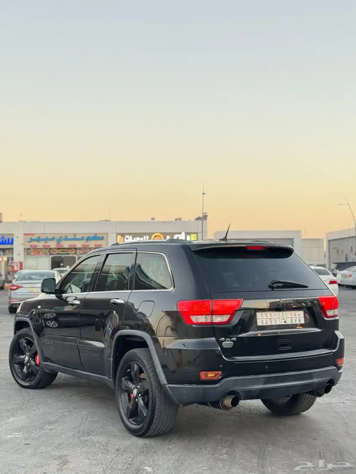 جيب شروكي 2013 فل الفل RT 5