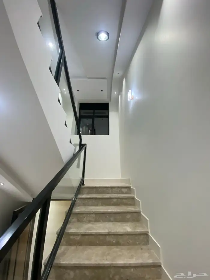 للبيع ارواف علوي وأرضي مع بايكة سيارة بالمحاله 700 الف 6