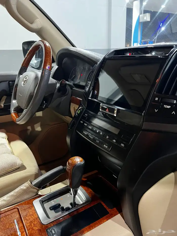 لاندكروزر 2013 GX_R 44