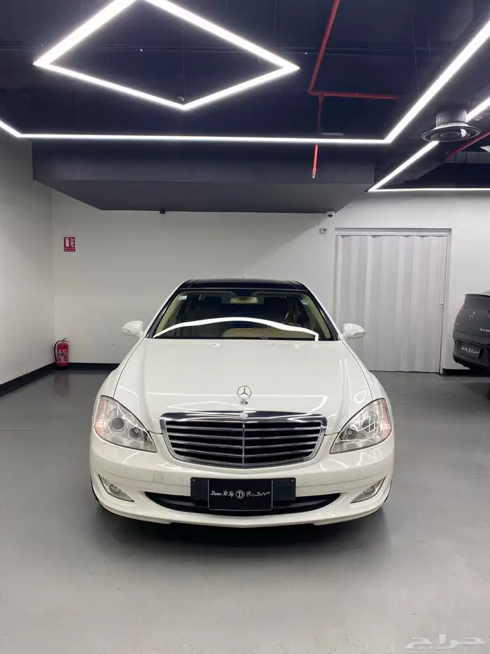 مرسيدس بانوراما ( مخزن ) 1