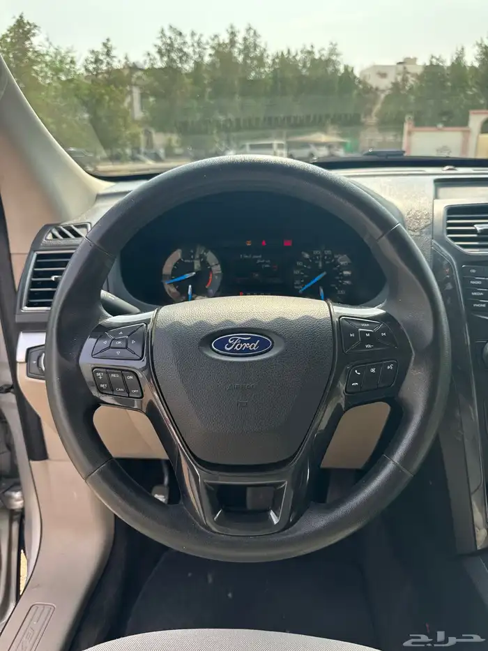 اكسبلورر 2018 نظيف V6 دبل تنفس طبيعي 24