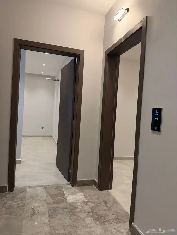 شقق 3 غرف و4 غرف وملاحق روف فاخرة بحي الصفا للبيع امام مسجد 11