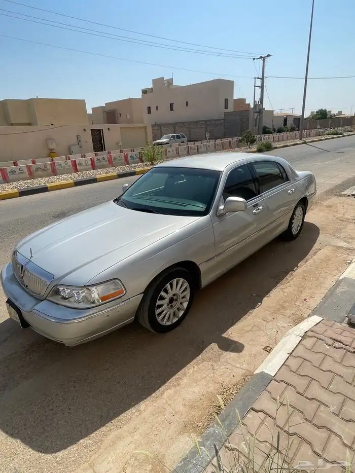 لنكون تاون كار 2005 نظيف 3