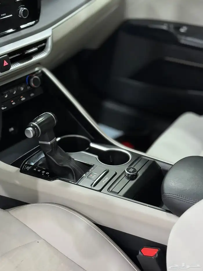 كيا K5 مطور 2021 كحلي لدى معرض(عبيد الرشيدي) 19