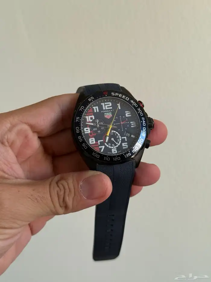 ساعة تاغ هوير اصدار ريد بول اصدار محدود - مستعمله 2