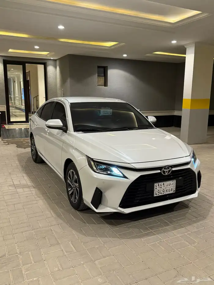 يارس 2024 فل كامل اعلى فئة شرط الفحص بحالة الوكالة 9