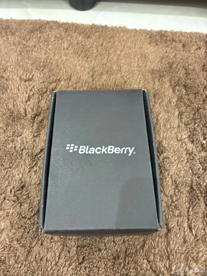 جوال بلاك بيري Q5 نظيف 0
