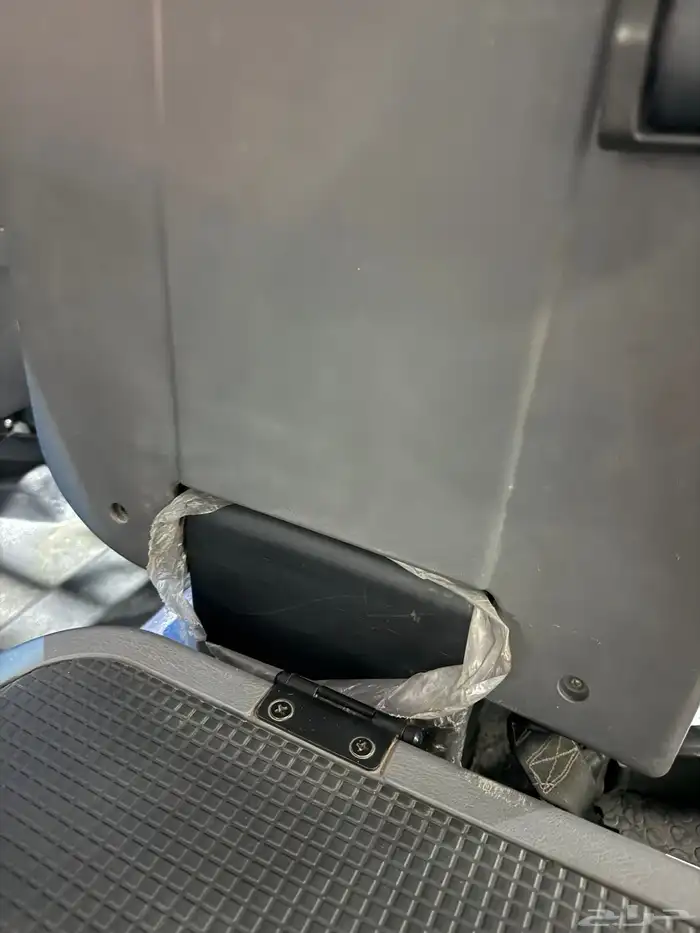 للبيع باص هونداي كونتي موديل 2014 ديزل ( عداد قليل) 21