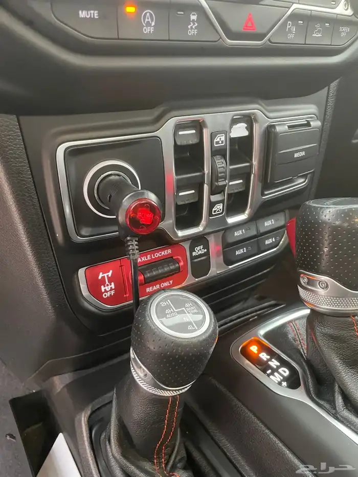 جيب جلاديتور 2021 16