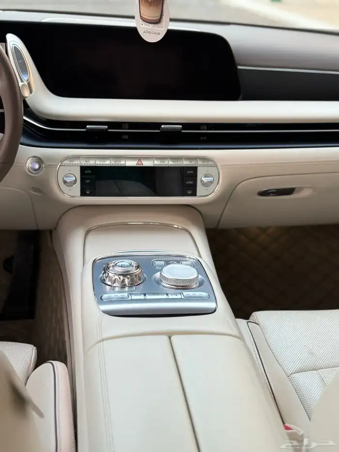 جنسس G90 2023 6