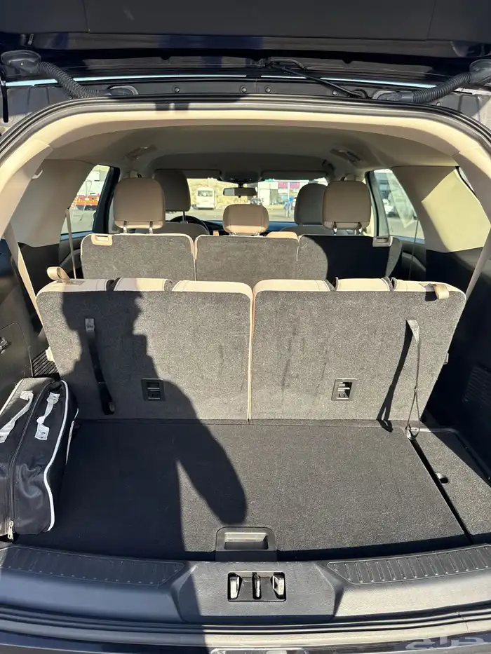 اكسبلورر 2021 نظيف V6 تنفس طبيعي دبل 43