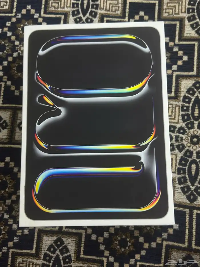 ايباد برو M4 1