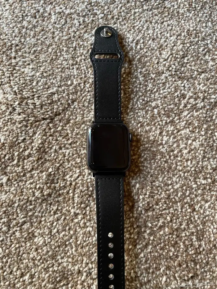 ساعة ابل الاصدار السادس 0