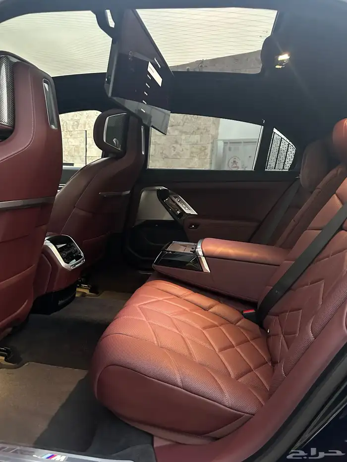 للبيع BMW 740 الناغي 2023 10