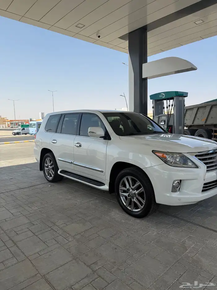 لكزس 2012 فل كامل سعودي 4