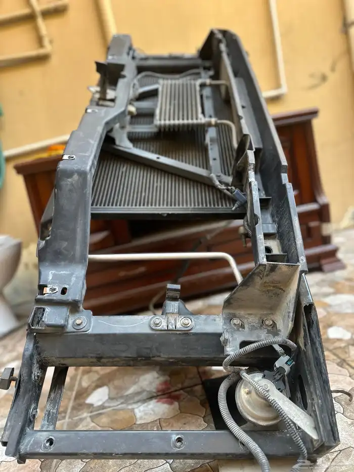 جسر امامي يركب على سوبر يوكن تاهو كل شي اصلي وكالة 9