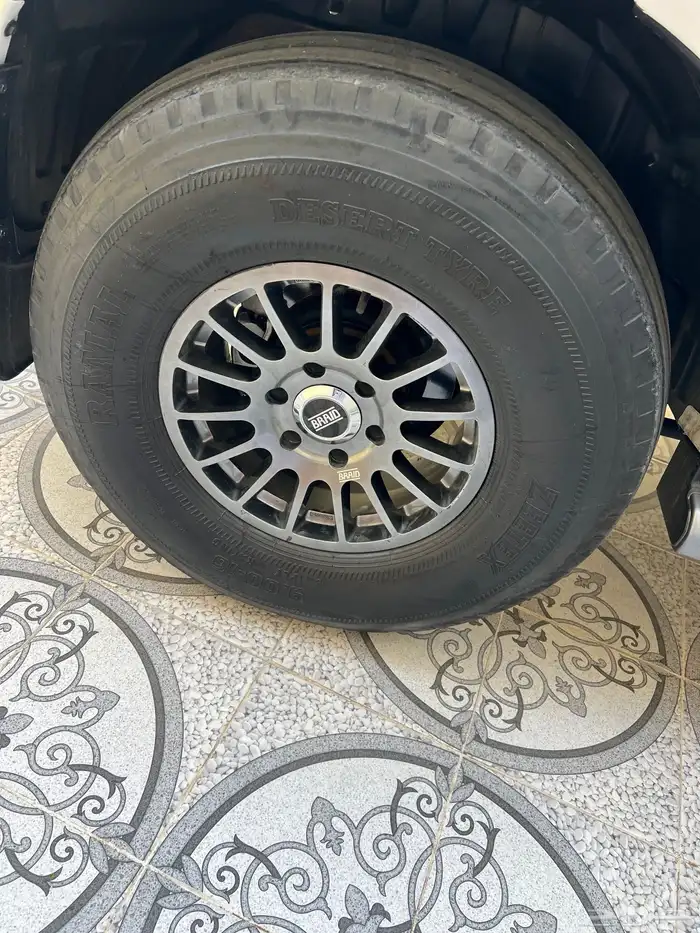 جنوط برايد 6 مسامير وكفرات بالون مقاس 16 5