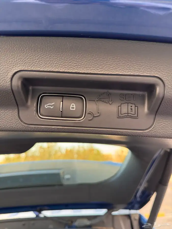 اكسبلورر 2022 فل XLT دبل جلد بانوراما عداد قليل 43