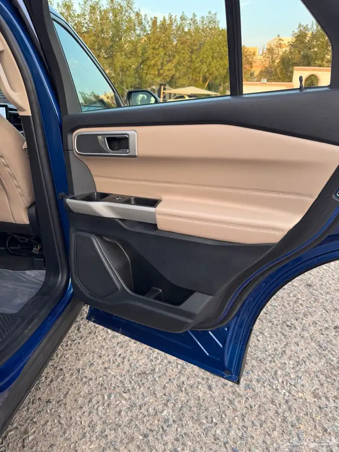 اكسبلورر 2022 فل XLT دبل جلد بانوراما عداد قليل 32