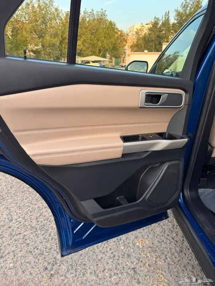 اكسبلورر 2022 فل XLT دبل جلد بانوراما عداد قليل 40