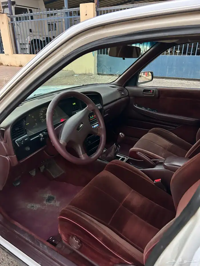 للبيع كرسيدا مديل 93 جي ال 4