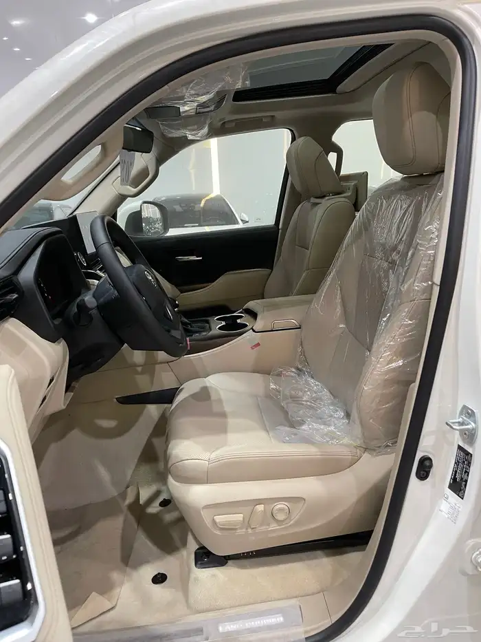 لاند كروزر جى اكس آر L5 بريمى 2025 8