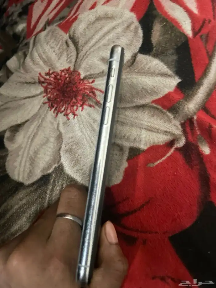 ايفون اكس العادي 4