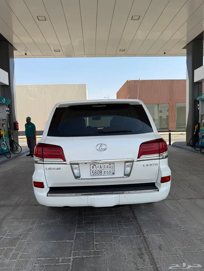 لكزس 2012 فل كامل سعودي 12