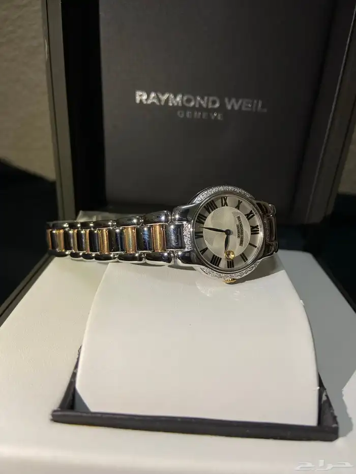 ساعة ريموند ويل نسائية 1