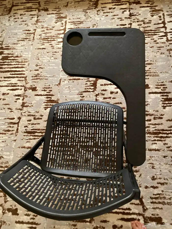 مكتب دراسي مناسب جدا  للدراسة يعتبر جديد 0