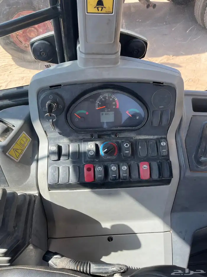 للبيع عرجاء كتر بلر دبل موديل 2020 على الشرط مع سواق هندي 4