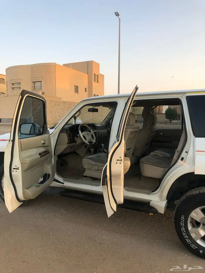 باترول فتك لؤلؤي داخلي بيج مديل 2009 نظيييف 5