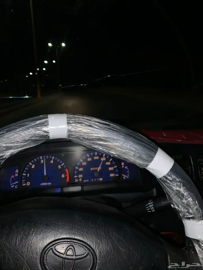 للبيع هايلكس 2003 10