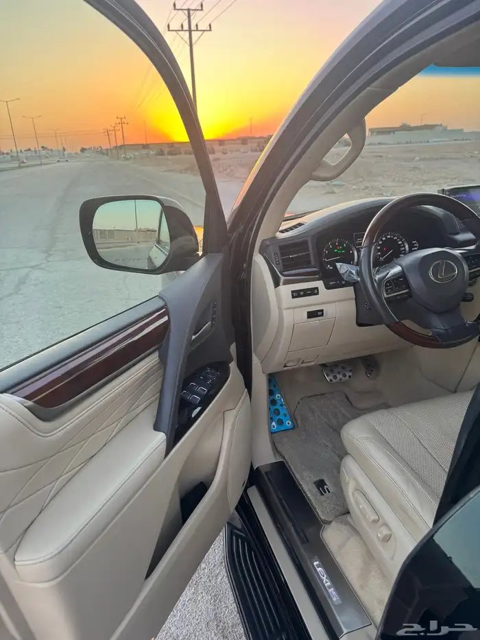 لكزس 2021 بلاك ادشن سعودي اول مالك 5