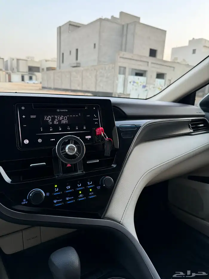 تويوتا كامري 2022 LE 17