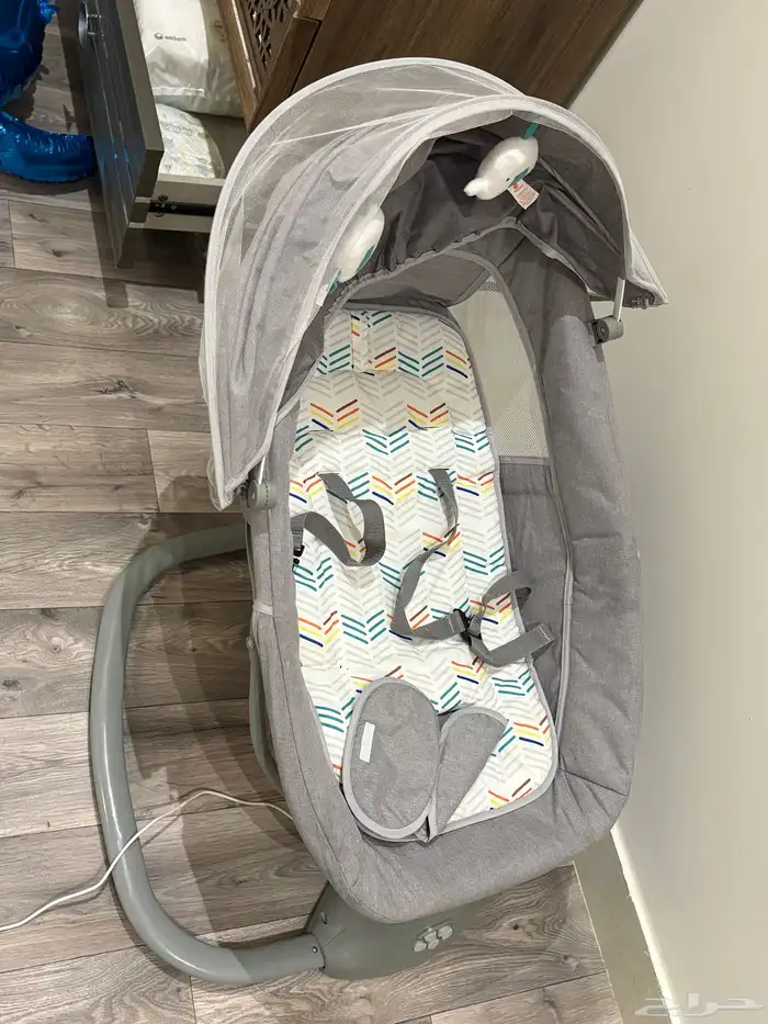 سرير وهزاز اطفال للبيع 0