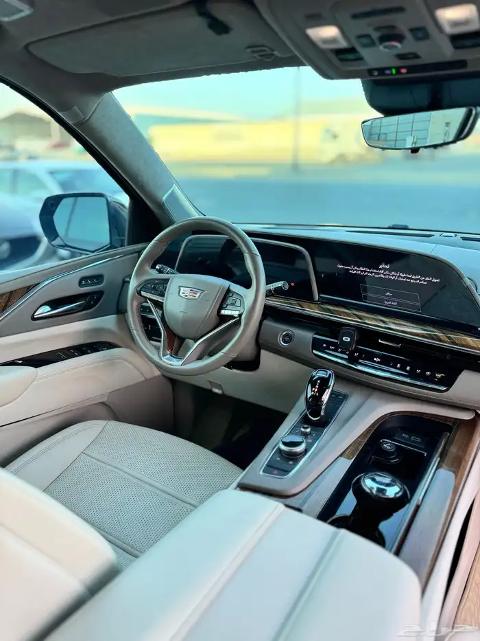 للبيع كاديلاك اسكاليد 2023 - فل كامل بحالة الوكاله 7