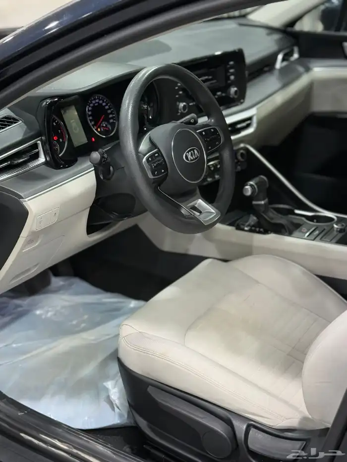 كيا K5 مطور 2021 كحلي لدى معرض(عبيد الرشيدي) 17