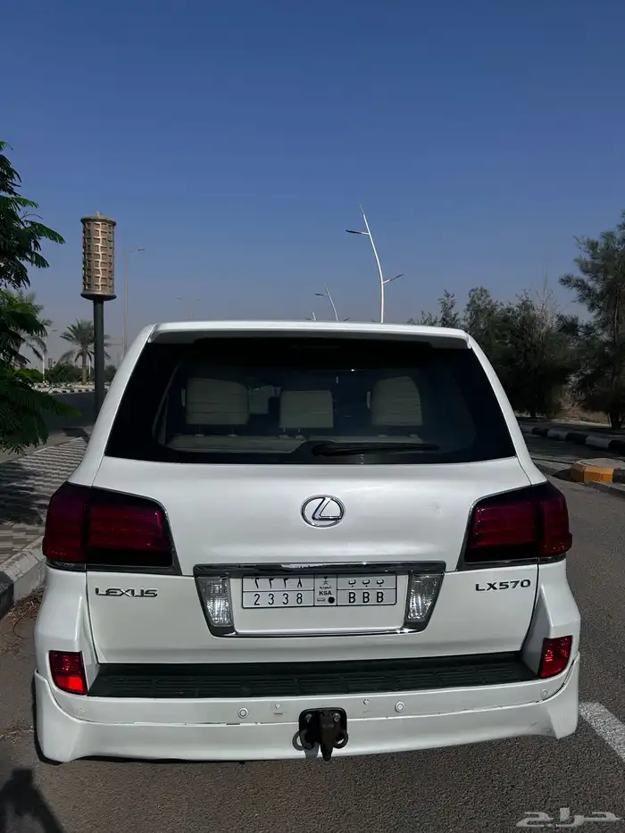 جيب لكزس 2011 فل كامل 9
