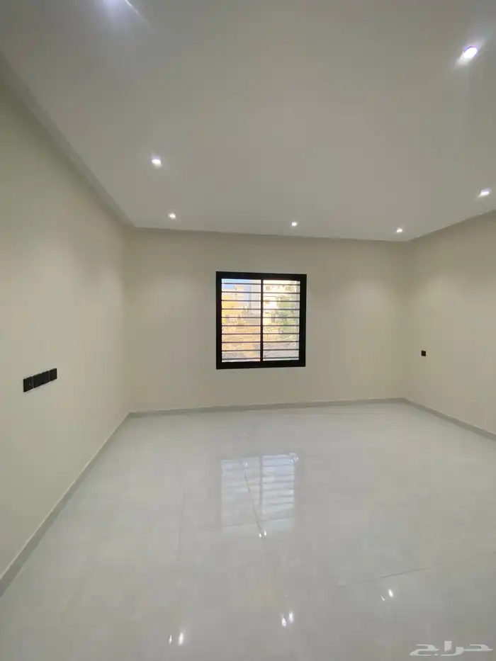 للبيع روف علوي مع ملحق تشطيب فاخر من 670 الف 8